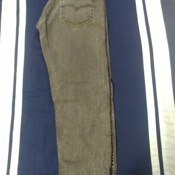 Levi's Jeans - Picture 5 of 7